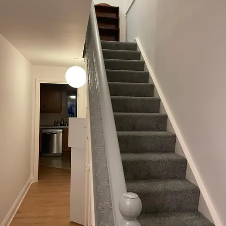 Garinish Court Maisonette